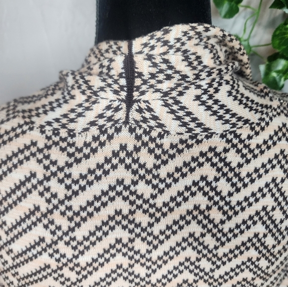 Land's End Brown Chevron Long Cardigan Sweater Size Medium - Picture 4 of 8